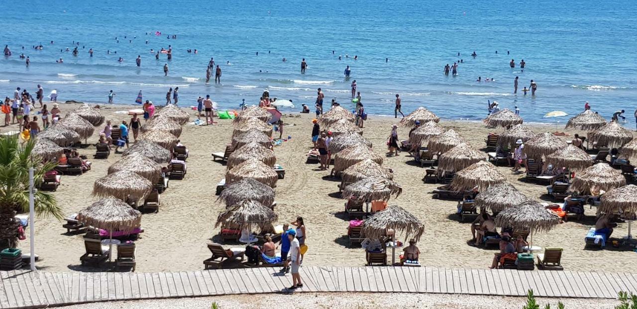 Haig'S Dream Flat On The Beach Ларнака Экстерьер фото